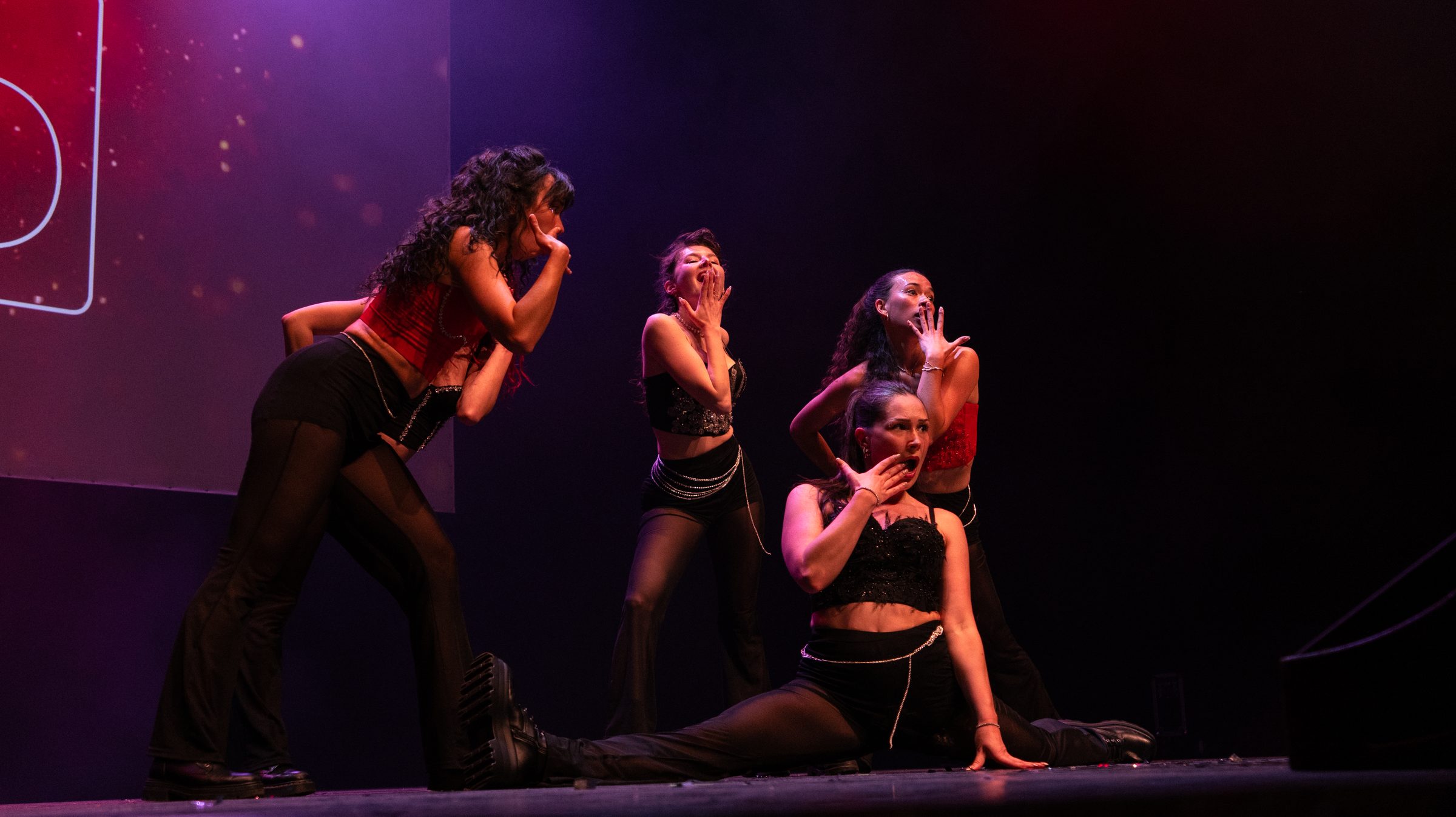 Forward Crew en performance scénique
